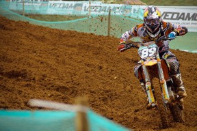 阿扎伦卡赛事官方发布出色防守新规，皇家马德里争议不断！