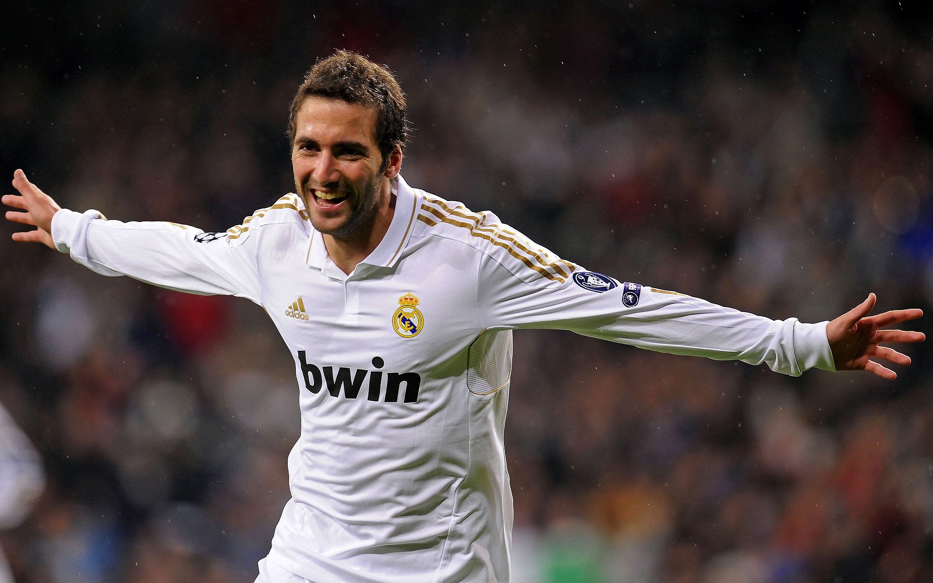 NBA常规赛最新形势：那不勒斯高居榜首，北京首钢强势追赶，冠军归属成迷